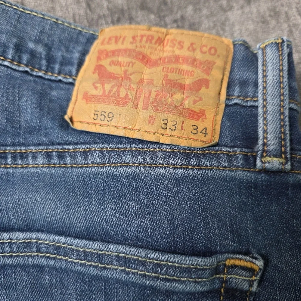 Levis 559 Jeans Mens 33x34 Relaxed Fit Straight Leg Stretch Denim Medium Wash